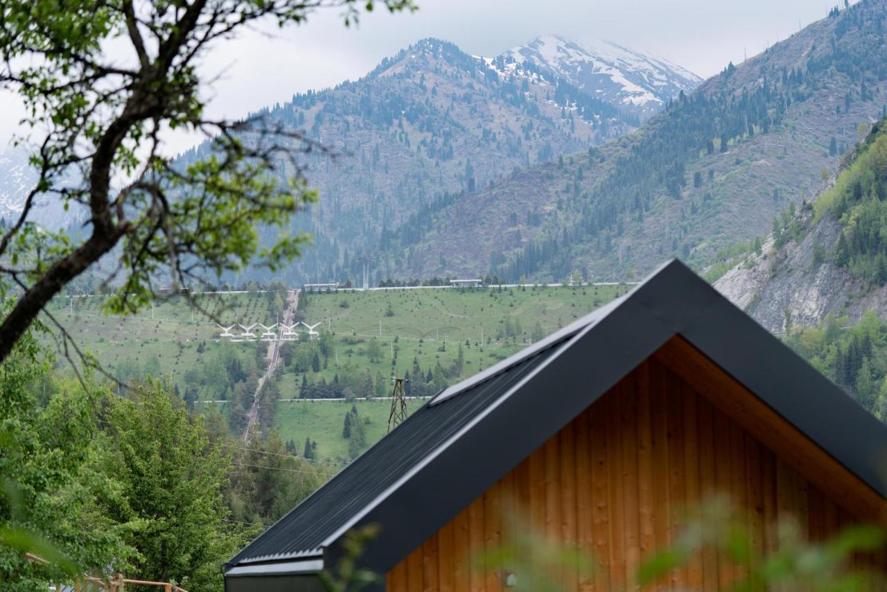 Qazaq Auyl Eco Hotel Almaty Eksteriør bilde