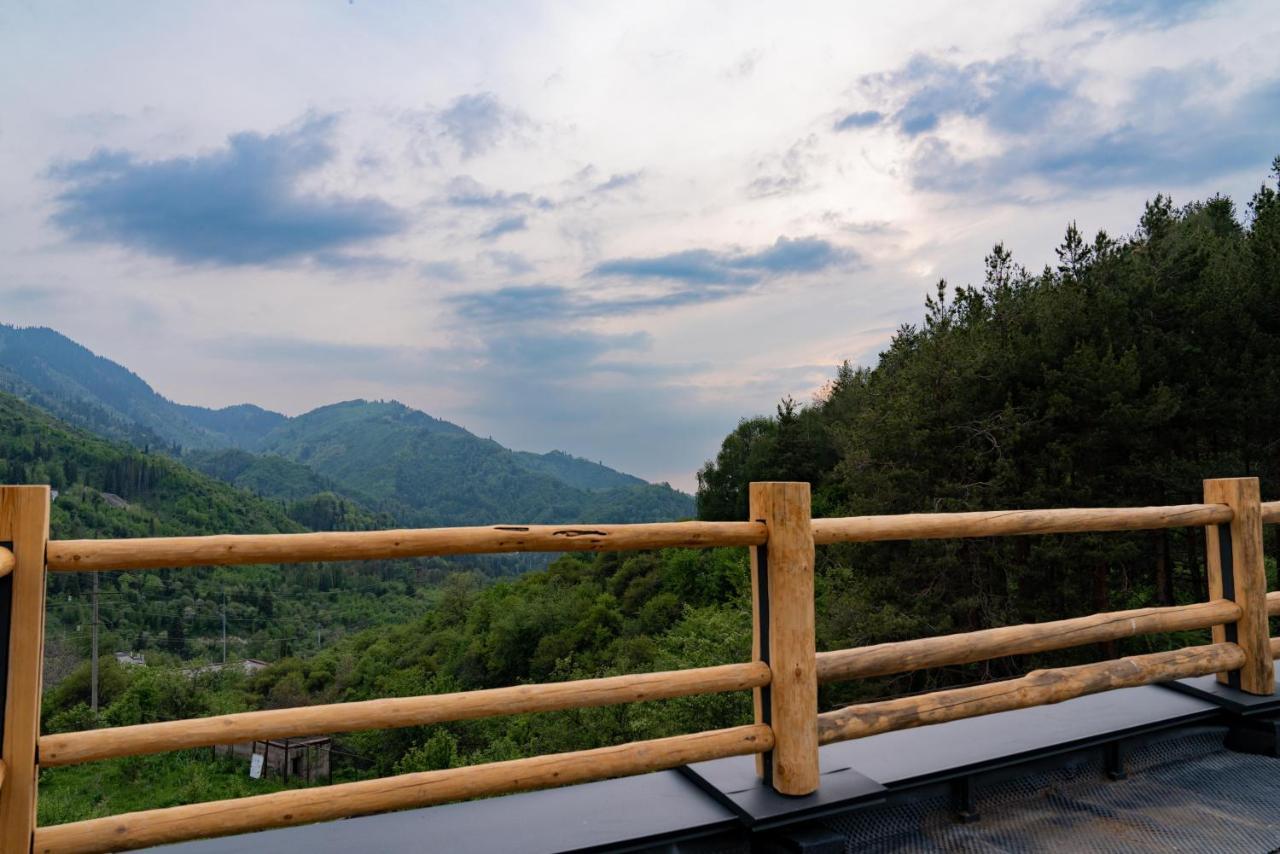Qazaq Auyl Eco Hotel Almaty Eksteriør bilde