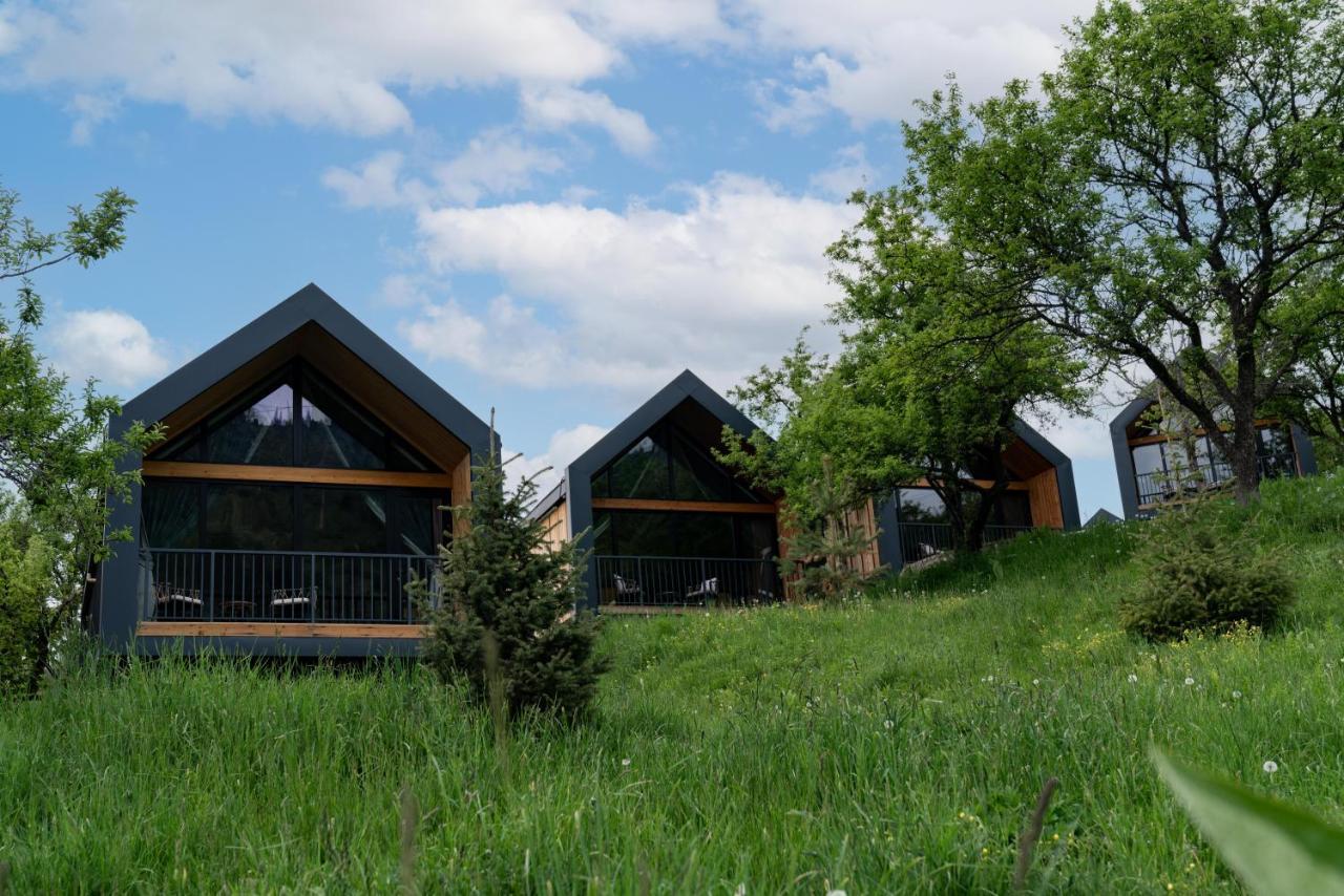 Qazaq Auyl Eco Hotel Almaty Eksteriør bilde