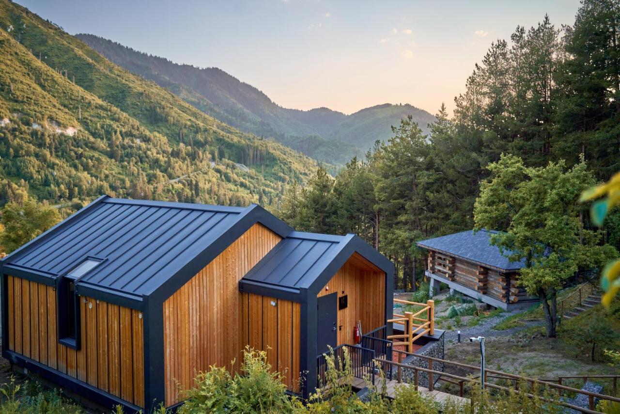 Qazaq Auyl Eco Hotel Almaty Eksteriør bilde