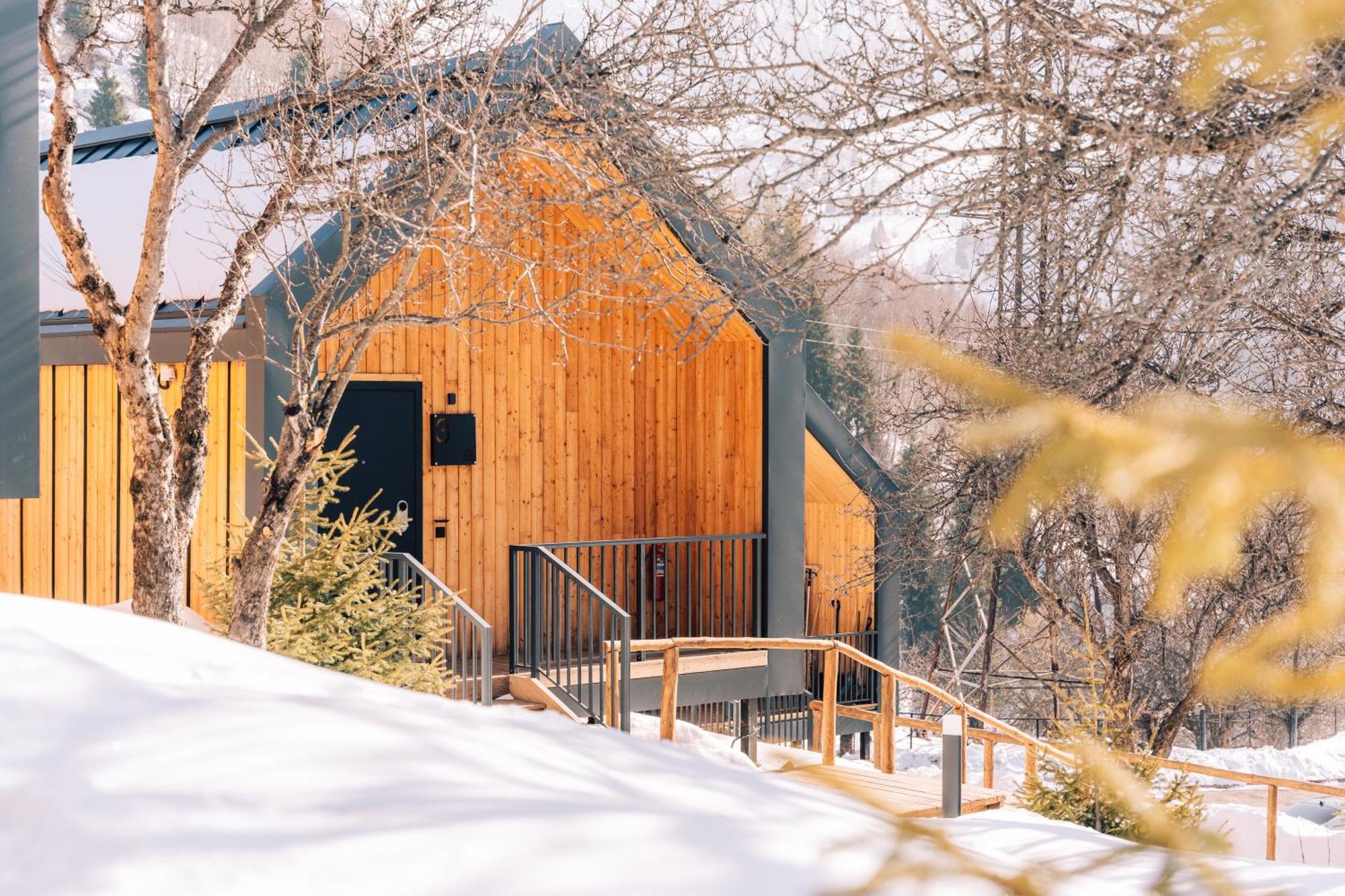 Qazaq Auyl Eco Hotel Almaty Eksteriør bilde
