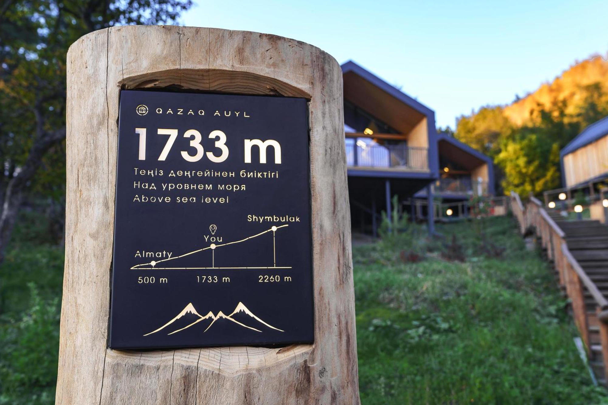 Qazaq Auyl Eco Hotel Almaty Eksteriør bilde