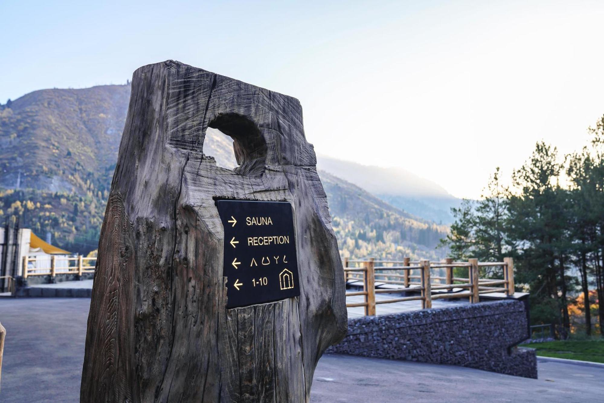 Qazaq Auyl Eco Hotel Almaty Eksteriør bilde