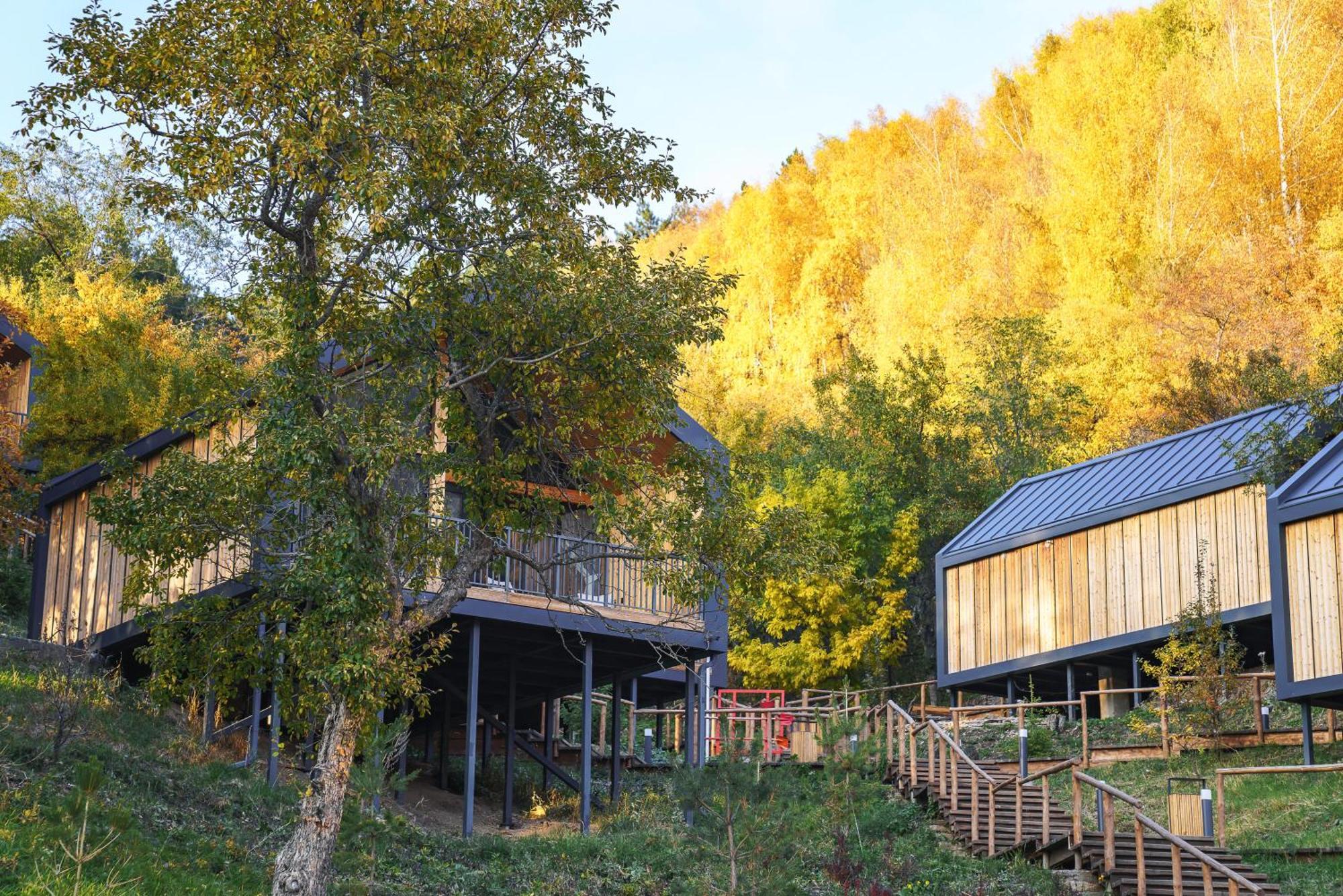 Qazaq Auyl Eco Hotel Almaty Eksteriør bilde