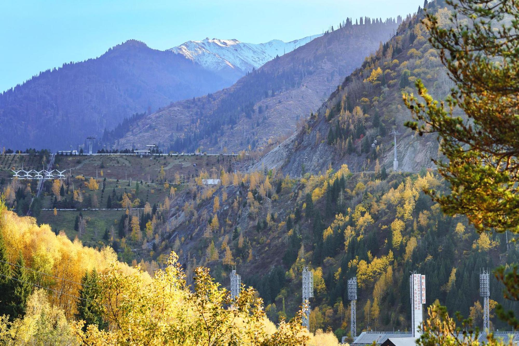 Qazaq Auyl Eco Hotel Almaty Eksteriør bilde
