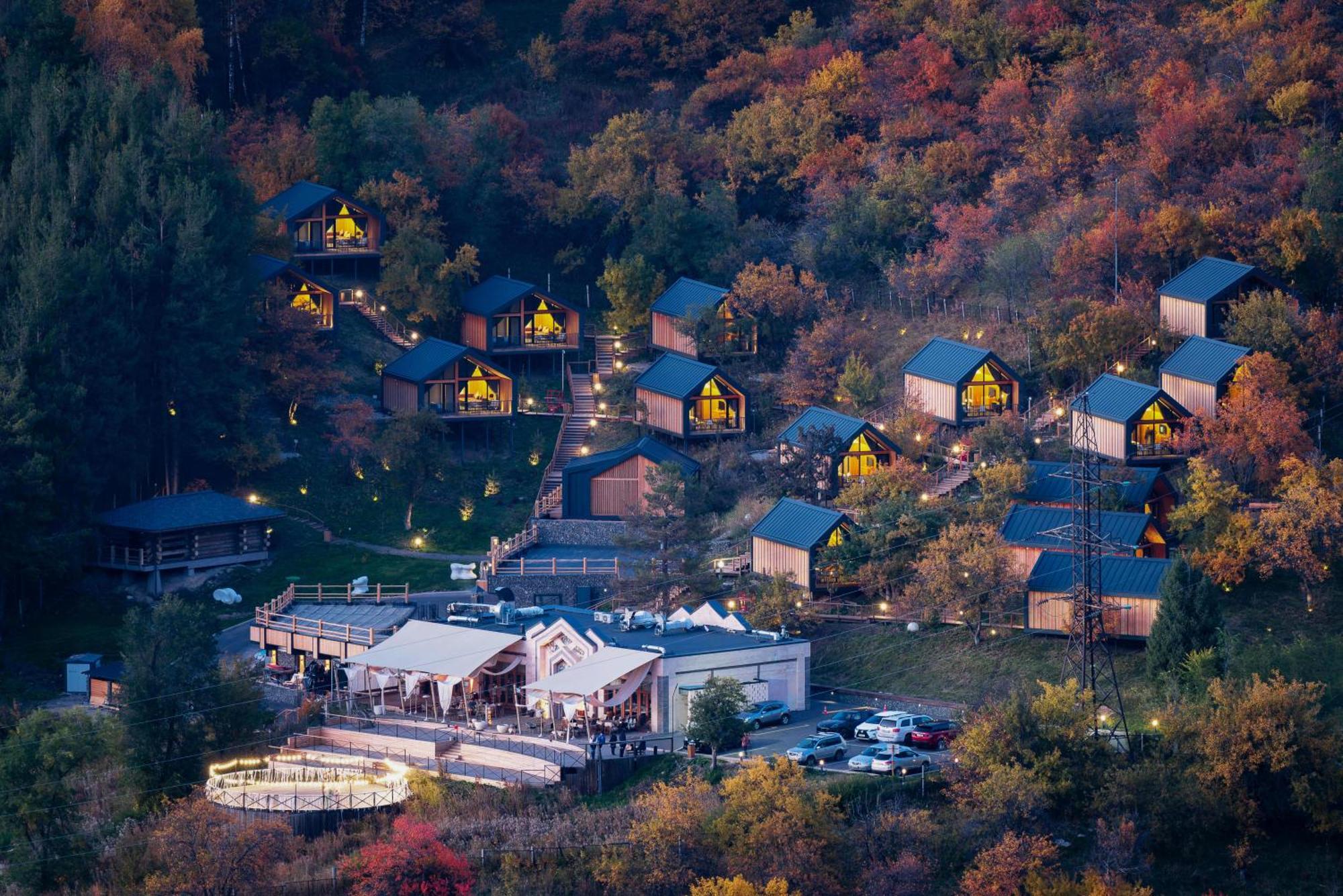 Qazaq Auyl Eco Hotel Almaty Eksteriør bilde