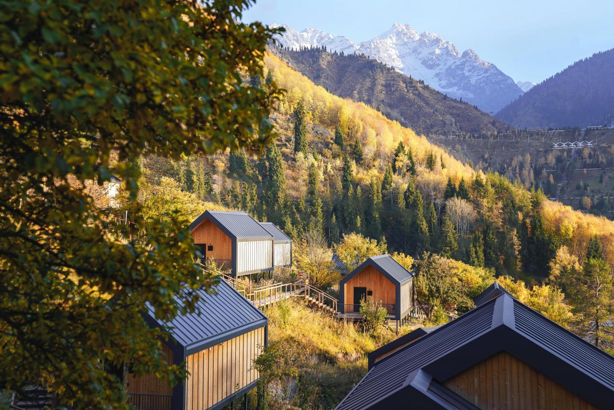 Qazaq Auyl Eco Hotel Almaty Eksteriør bilde