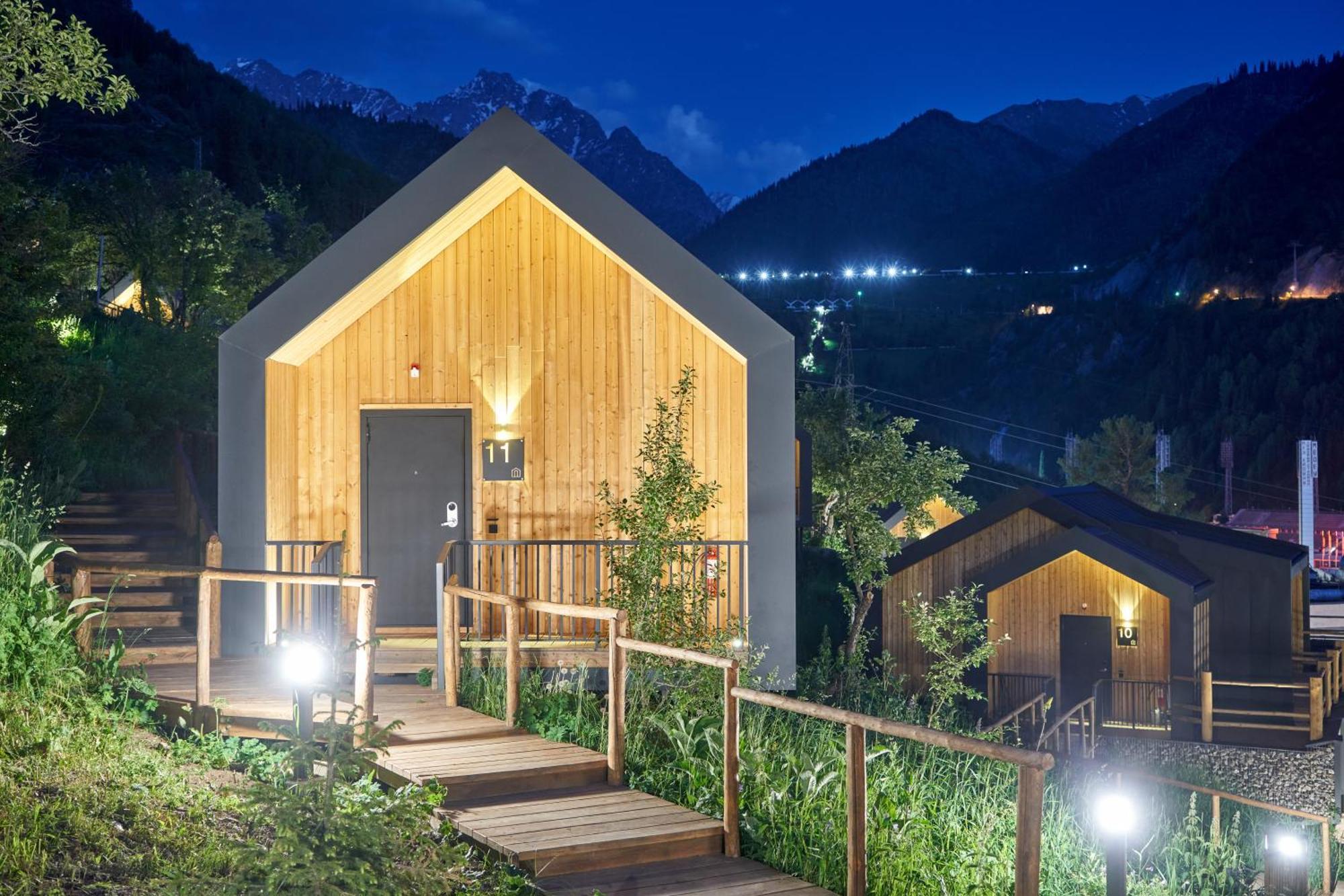 Qazaq Auyl Eco Hotel Almaty Eksteriør bilde