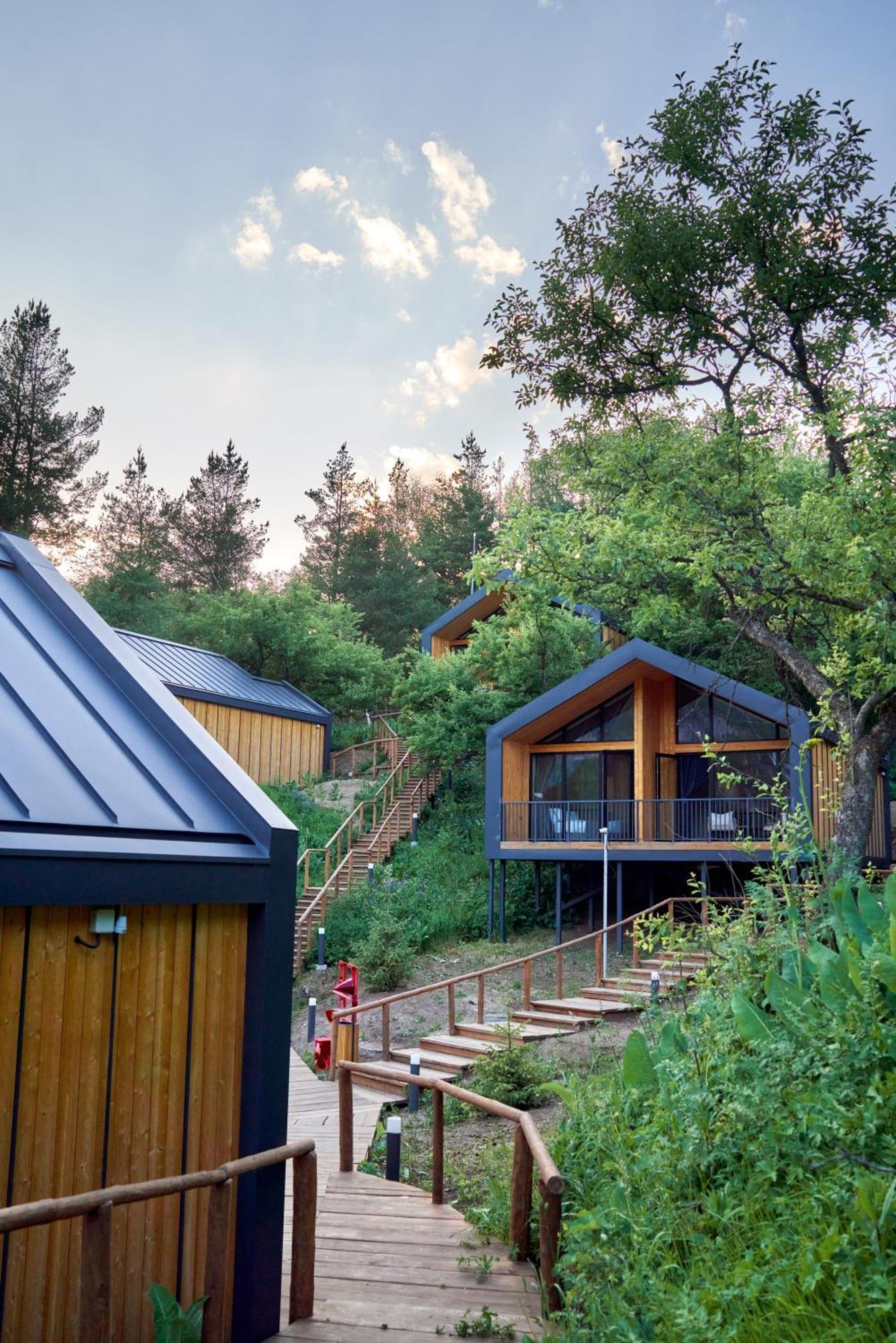 Qazaq Auyl Eco Hotel Almaty Eksteriør bilde