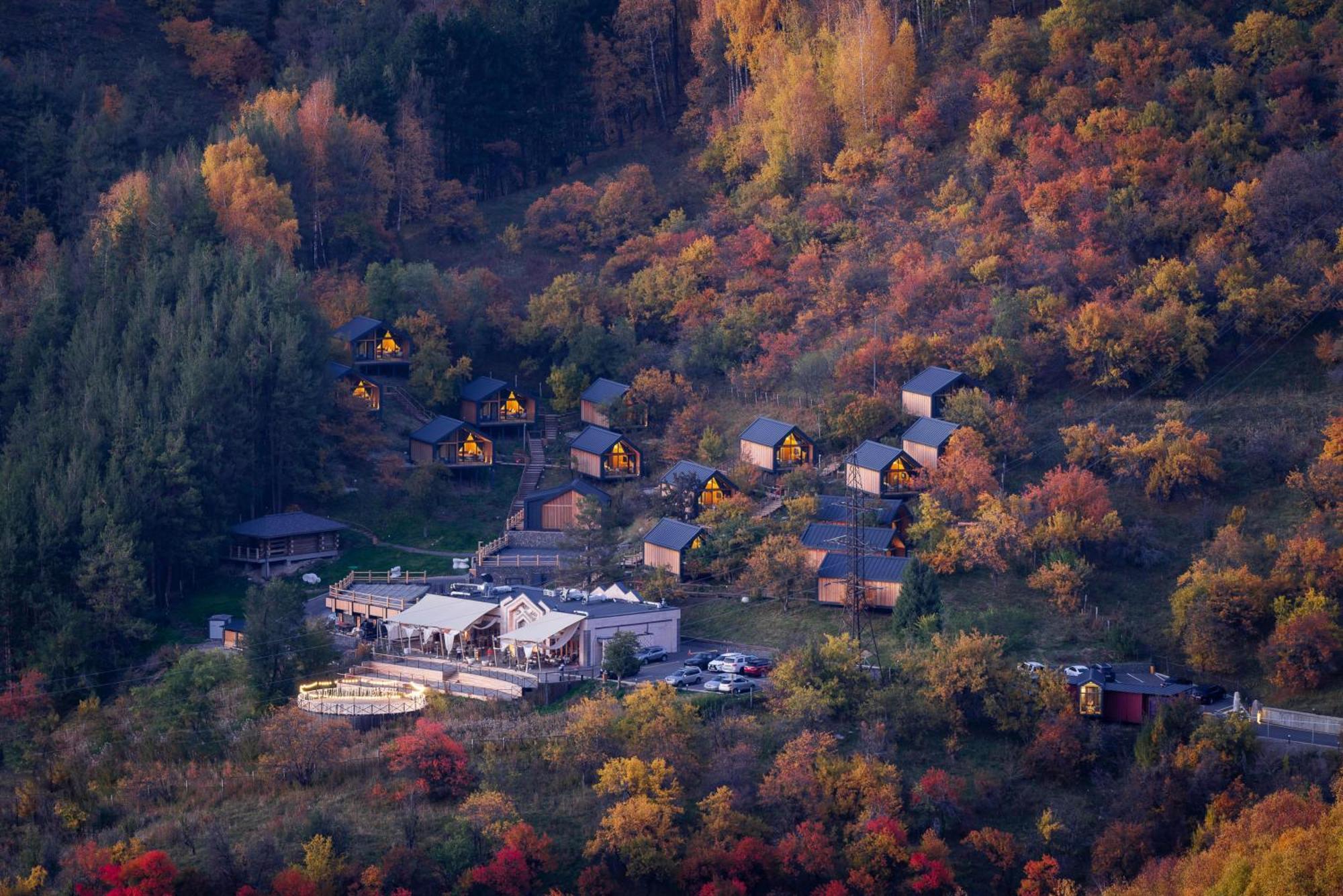 Qazaq Auyl Eco Hotel Almaty Eksteriør bilde